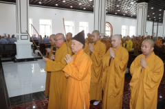 Học viện Phật giáo VN tại Hà Nội tưởng niệm Đức Phật hoàng, Đức Pháp chủ và HT.Thích Thanh Tứ